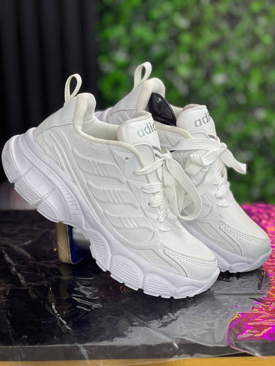 کتونی زنانه سفید