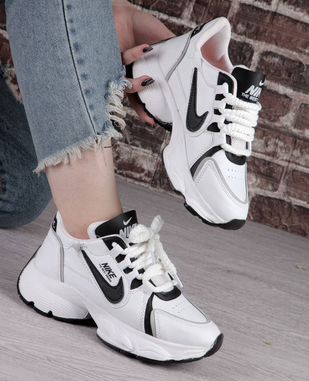 کتونی زنانه نایک