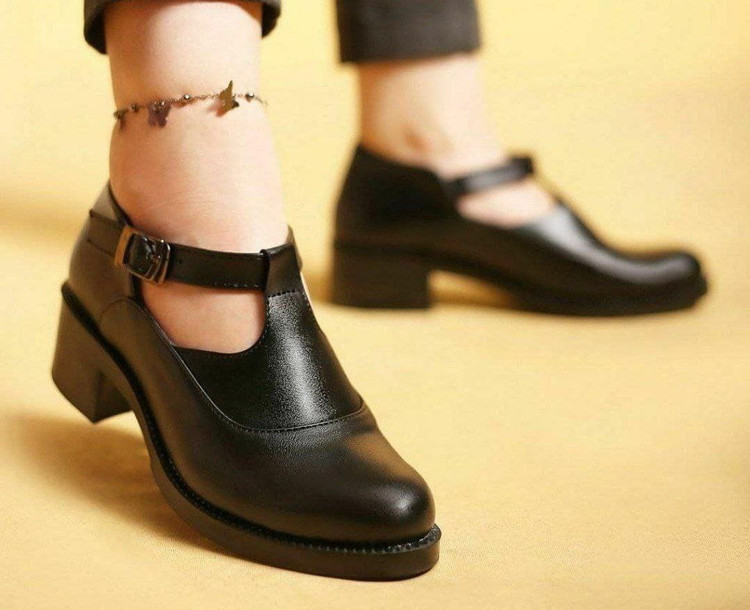 کفش کالج زنانه