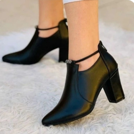 کفش پاشنهدار زنانه مدل Elegance Heel چرم مصنوعی پاشنه ۷ سانتی خوشپا